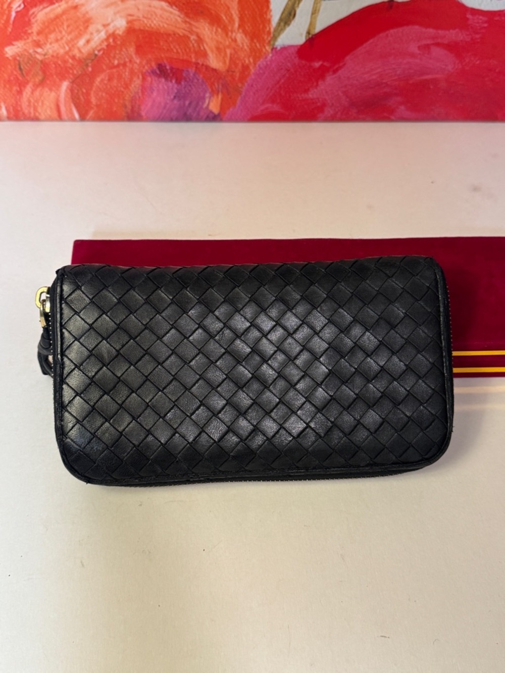 Bottega Veneta Black Leather Zip Wallet with Interior Card Slots - Picture 11 of 12